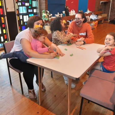 Messy Church Photo 12